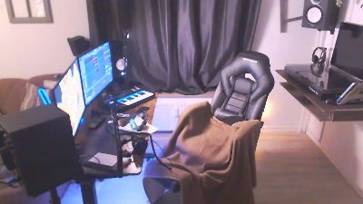 Nupsi live from Germany