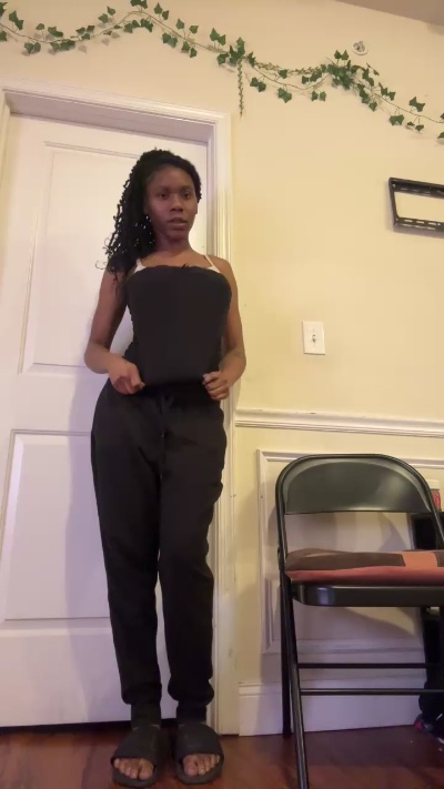 Nyxieee live from United States