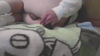 Offwhiteclouds live from United States