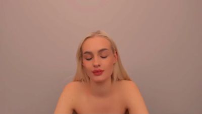 OliviaYellow live from Germany