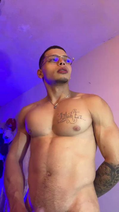 Owen_ward_ live from Colombia