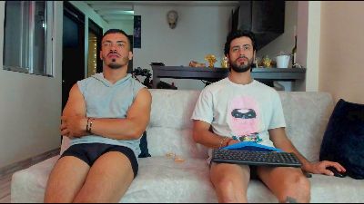 PJstr8_gymbros live from Colombia