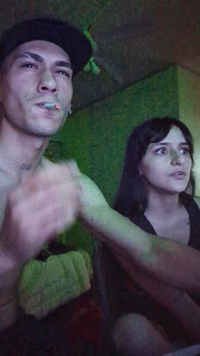 ParejitaZsurr live from Argentina