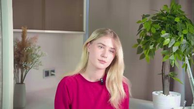 PhillisTalamo live from United States