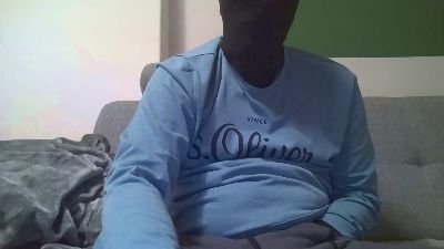 Pho3nixXx_93220 live from Austria