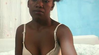 Pounie_aurie live from Madagascar