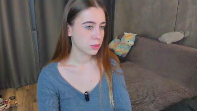 Prettymoonlove live from Poland