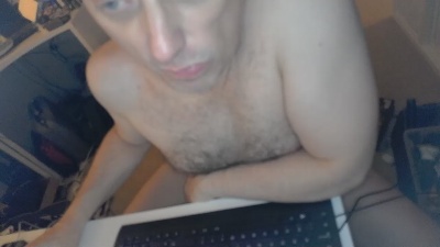 PupZalo live from United Kingdom