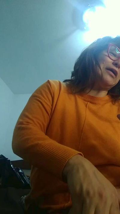 Rebecageisha live from Argentina