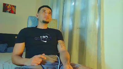 Reina_paola live from Colombia