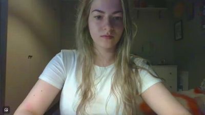 Rosie_June live from Germany