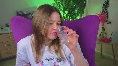 RuthieIngrim live from France