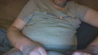 Ryanhay19 live from Canada