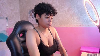 Sasha_Venom live from United States