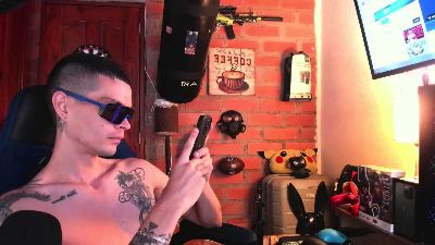 Sauceboy33 live from Colombia