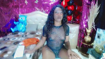 SelenaGill live from United States