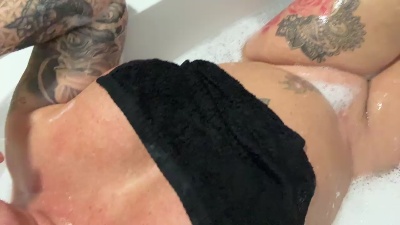 Sexy_Milf_kat live from United Kingdom