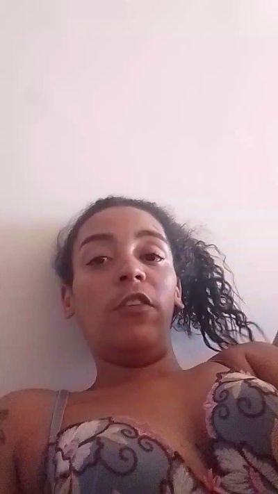 Sheyllamm live from Brazil