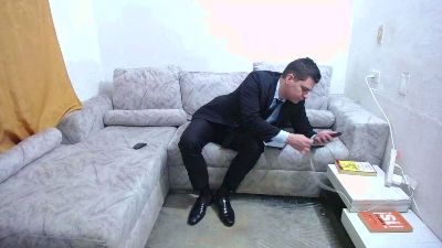 Smarty_Biz live from United States