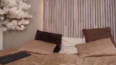 SmoothAlpha_ live from United States