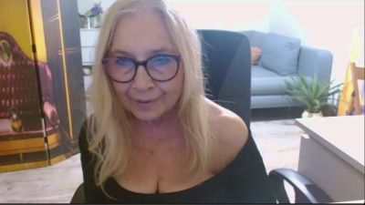 Sofia_xLOVE live from Germany