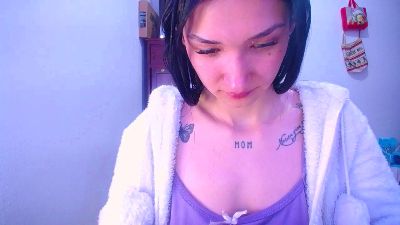 Sofii_cutee live from United States