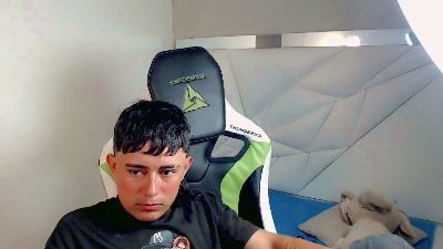 Tatann_ live from Colombia