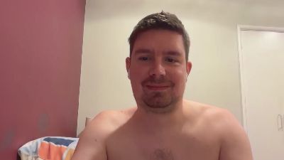 TheoV89 live from United Kingdom