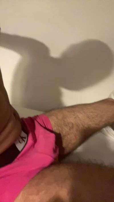 Tiago_570 live from France