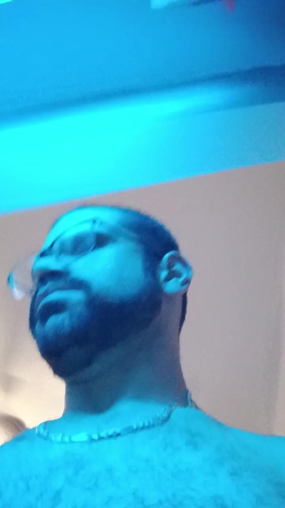 Tiko_cubanito34 live from United States