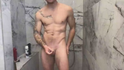 Toeshot1 live from France