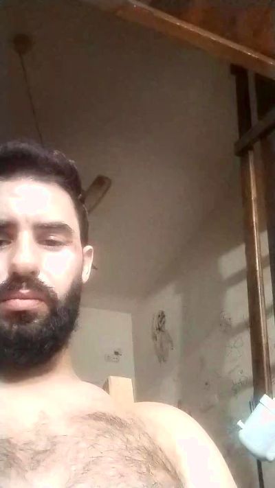 Tommmmmm3 live from Spain