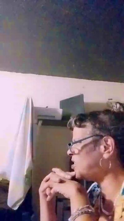 Upstucky live from United States