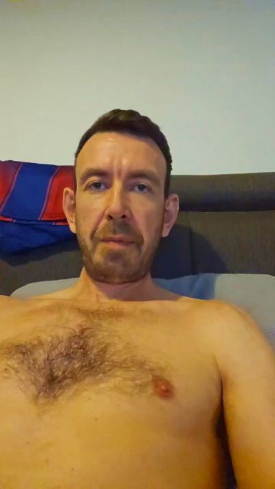 Vikingwarrior84 live from United Kingdom