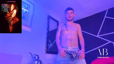 Vynny_Blacke_ live from Colombia