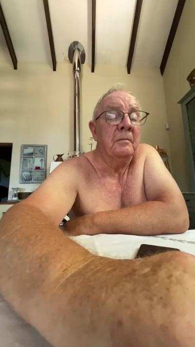 Whtafrica live from South Africa