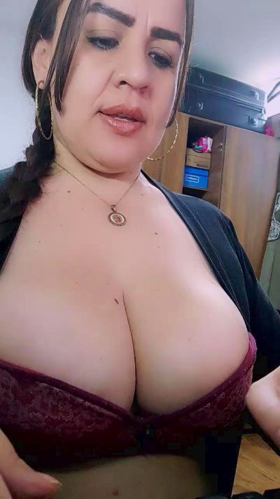 XGretaX live from Colombia