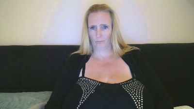 XXNikkie live from Netherlands