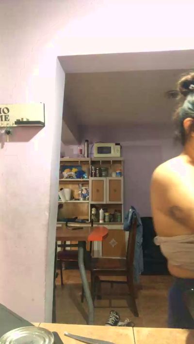 Yamila24 live from Argentina