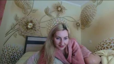 Yourrealgirl live from Poland