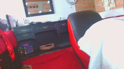 YulikaFox live from Colombia