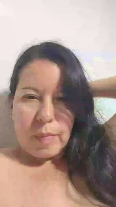 Zoe2025 live from United States