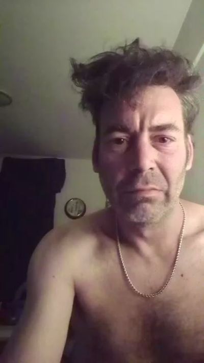 adrianmarpla live from Argentina