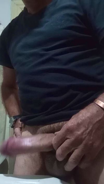 alex5179 live from Argentina