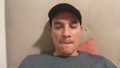 alex_ruiz_ live from Costa Rica