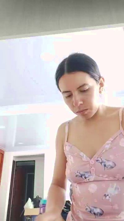 ammy_gomez27 live from Colombia