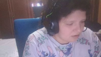 anadirtt live from Spain