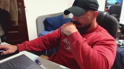 andrecampos87 live from Portugal