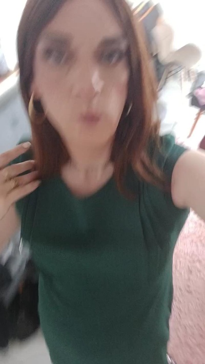 annemargot1 live from Brazil