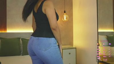 arya_ruiz live from Colombia